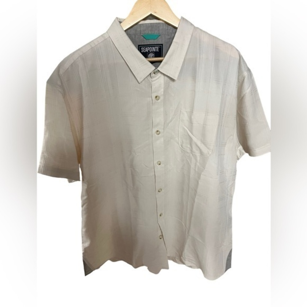 🟢‎ Seapointe XXL mens short sleeve cream colored button down shirt